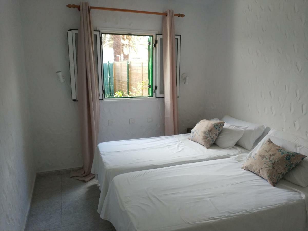 Bungalow With Private Garden Nex To Yumbo Center Villa Maspalomas  Esterno foto